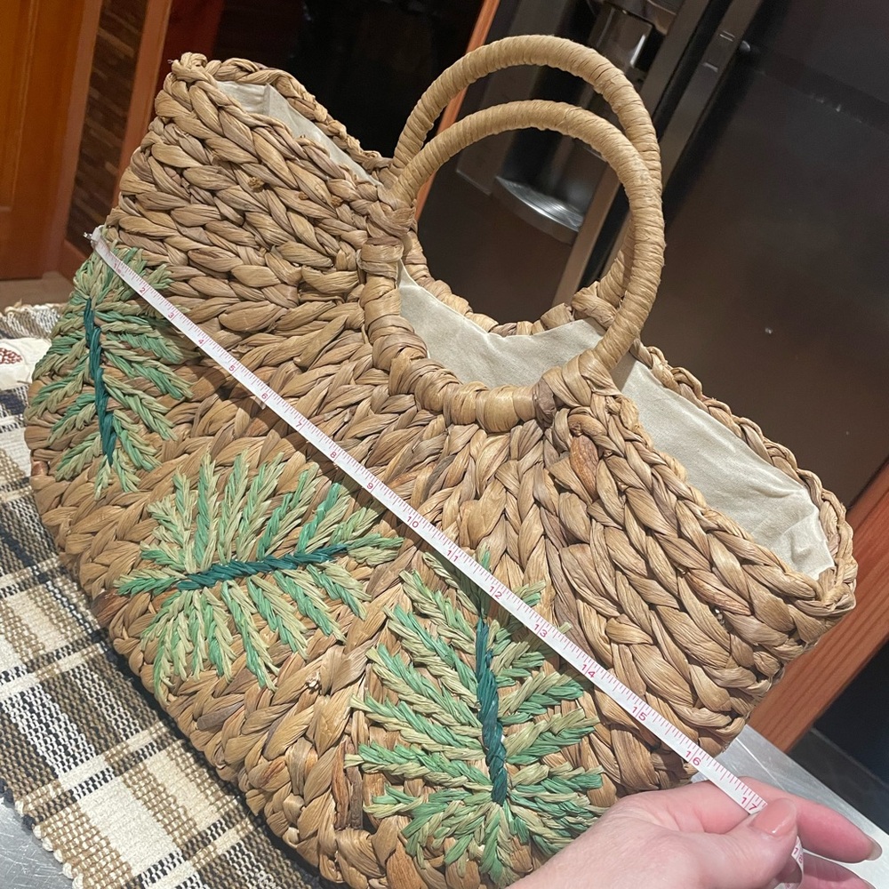 Straw Studios palm leaves purse - Picture 7 of 11